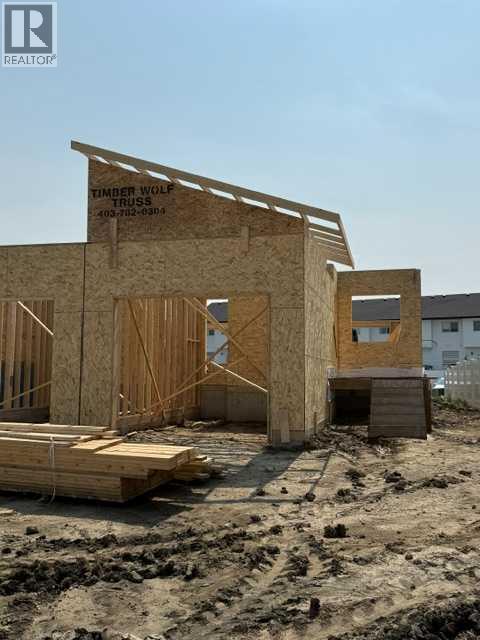 15 Ellington Crescent, Red Deer, Alberta  T4P 3M1 - Photo 2 - A2331401