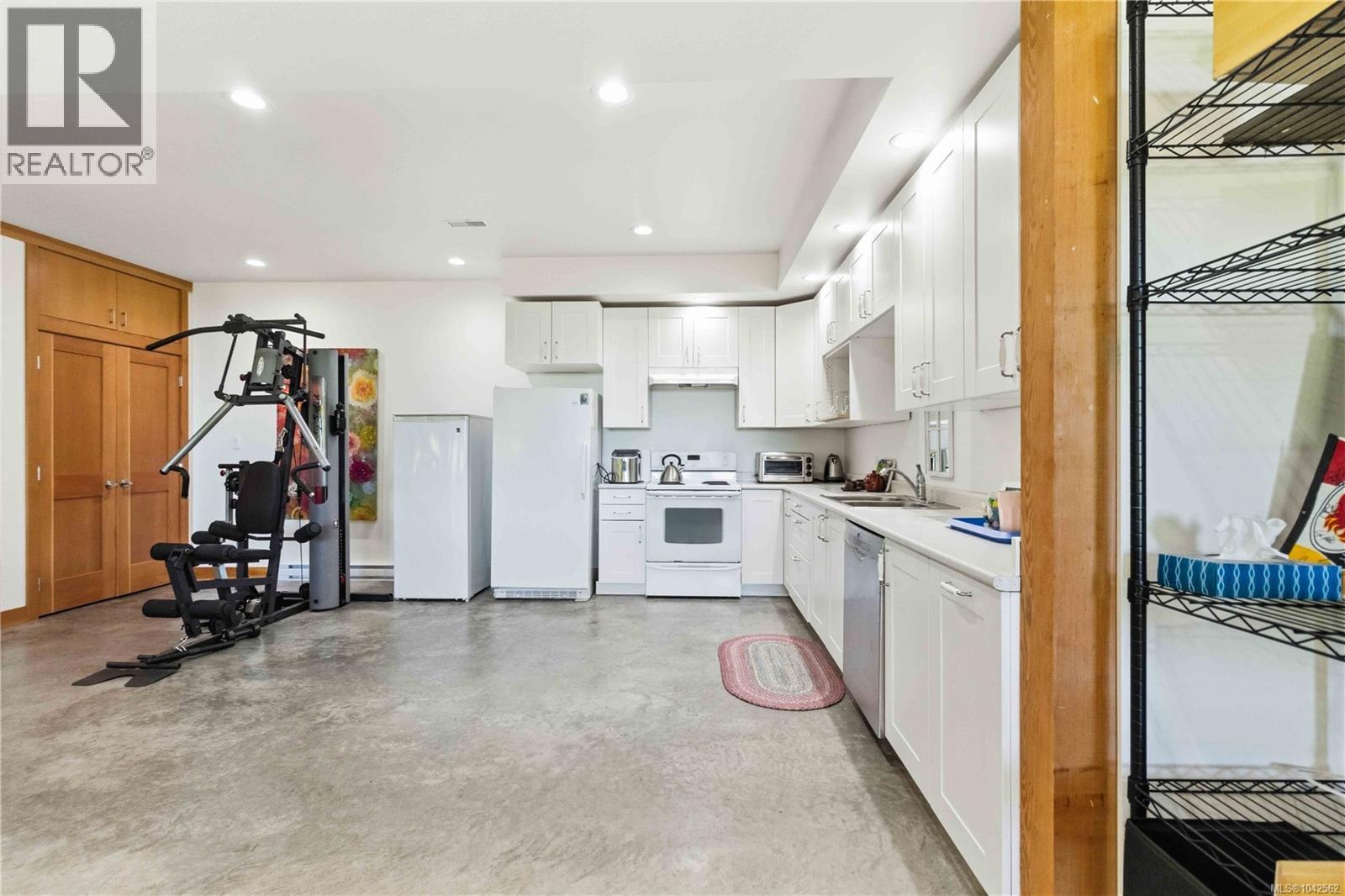 Listing image 57