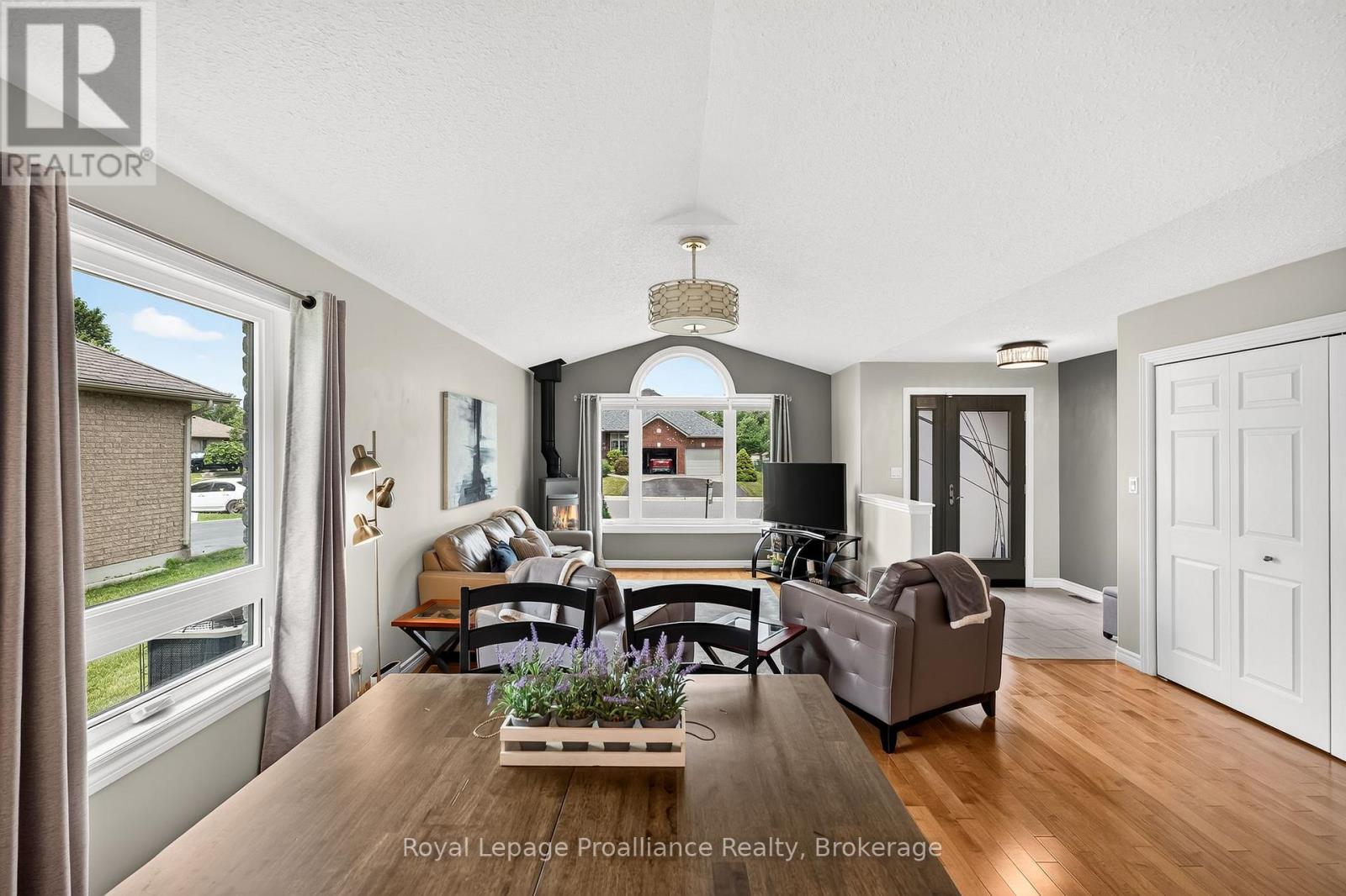 22 Iroquois Avenue, Brighton, Ontario  K0K 1H0 - Photo 12 - X13600182