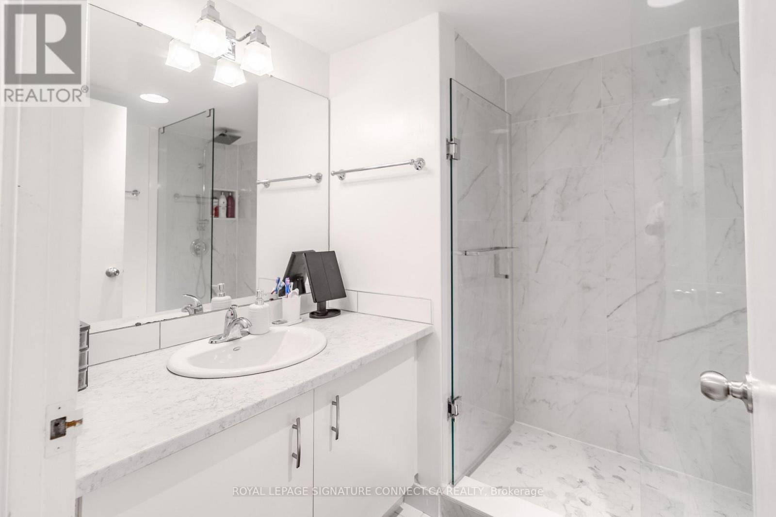 2305 - 44 St Joseph Street, Toronto, Ontario  M4Y 2W4 - Photo 16 - C13600206
