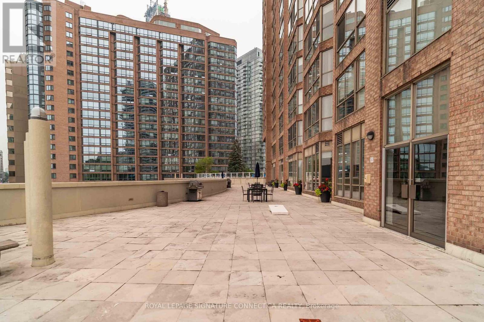2305 - 44 St Joseph Street, Toronto, Ontario  M4Y 2W4 - Photo 26 - C13600206
