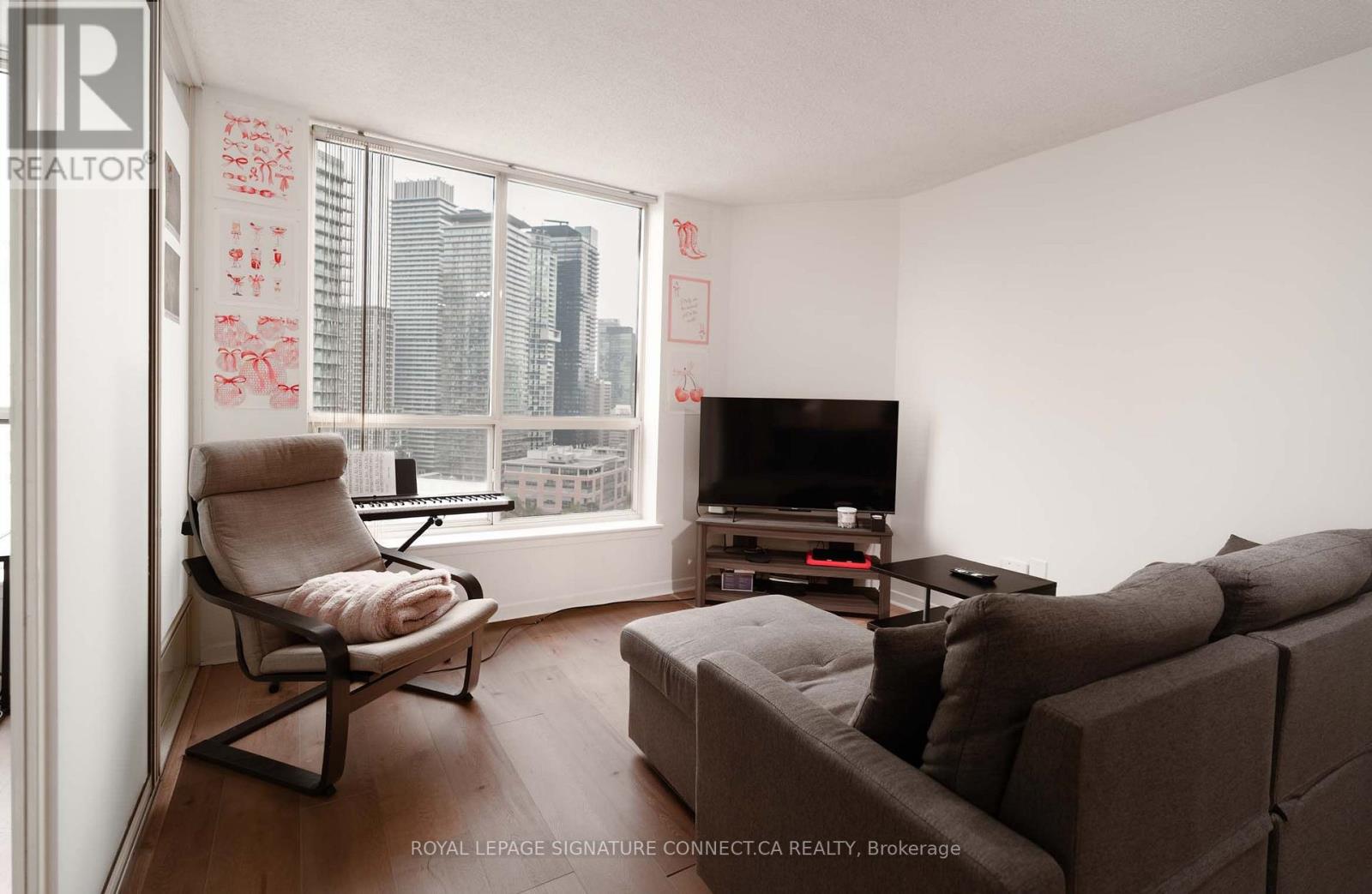 2305 - 44 St Joseph Street, Toronto, Ontario  M4Y 2W4 - Photo 7 - C13600206
