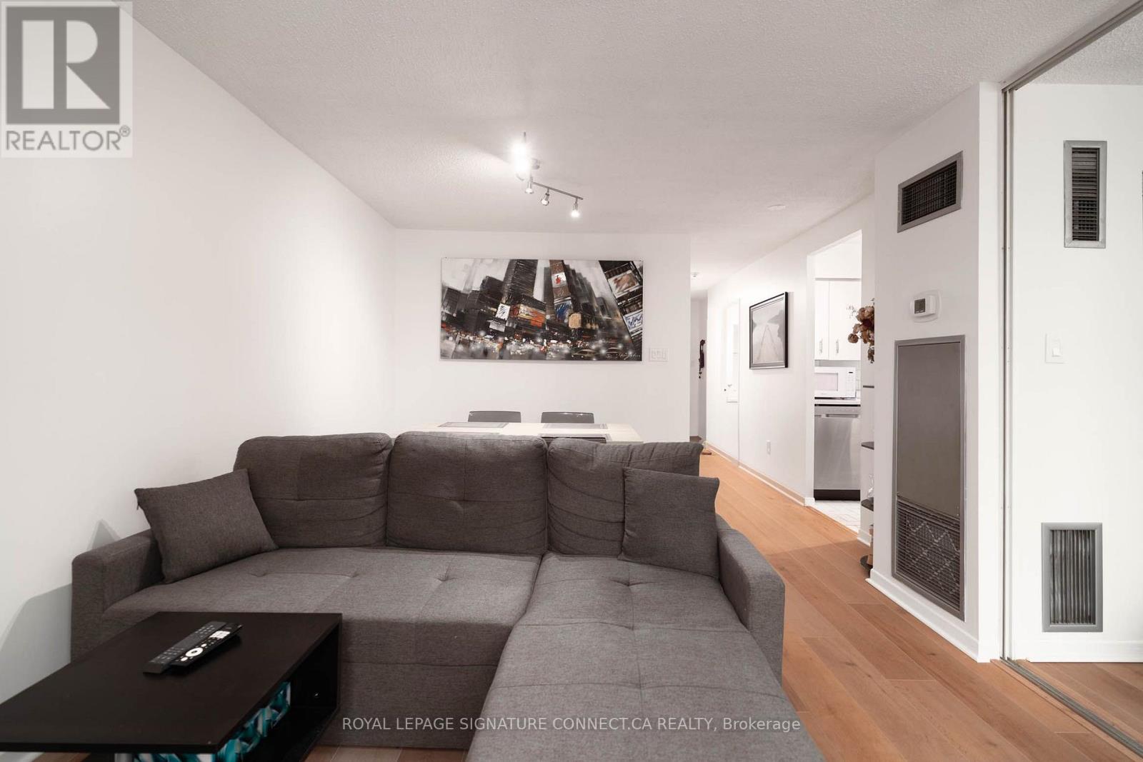 2305 - 44 St Joseph Street, Toronto, Ontario  M4Y 2W4 - Photo 9 - C13600206