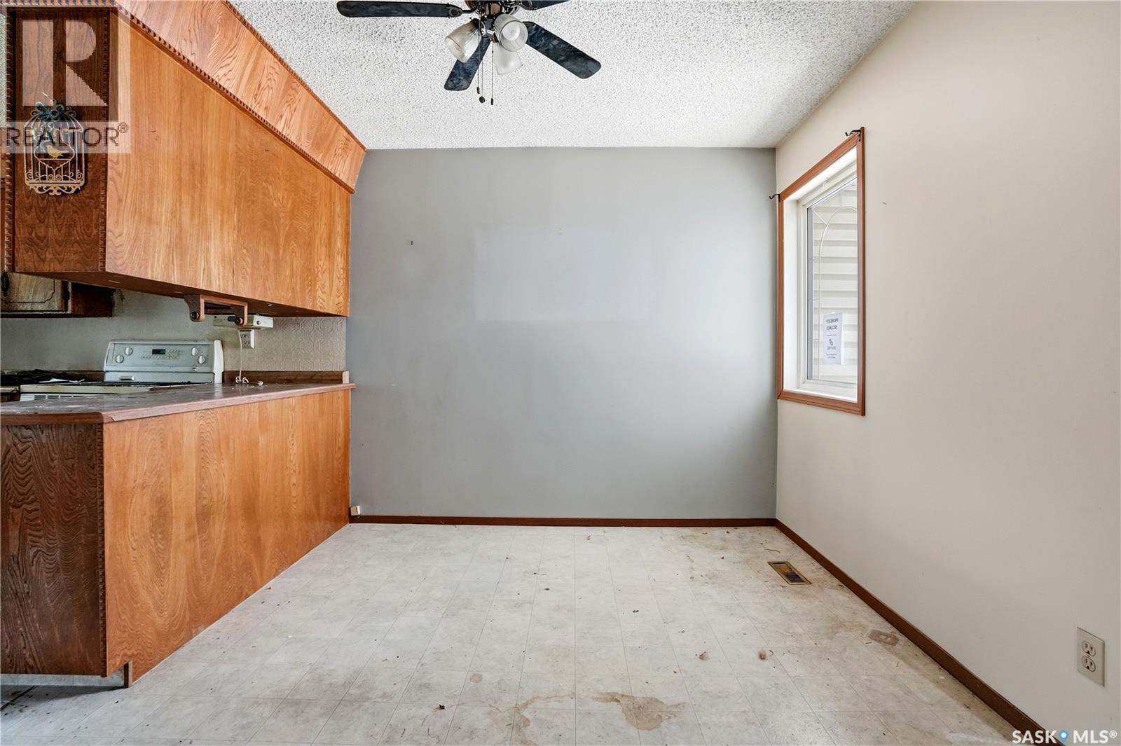 1625 Admiral Crescent, Moose Jaw, Saskatchewan  S6H 7N8 - Photo 16 - SK043514