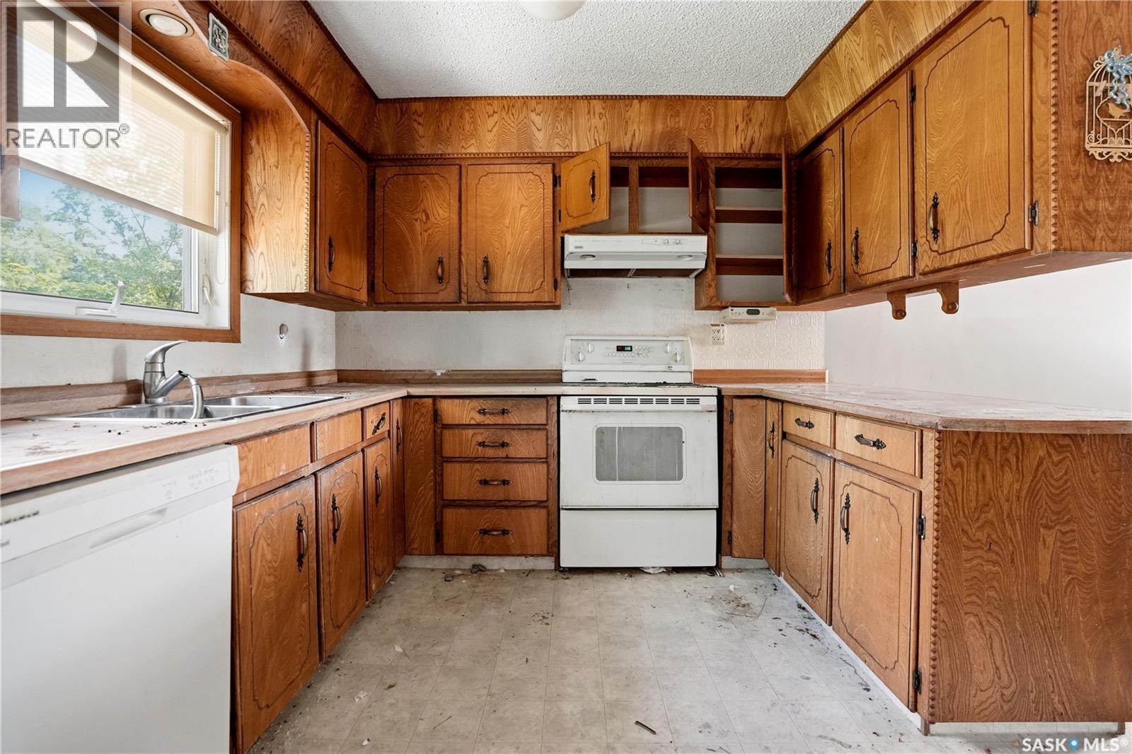 1625 Admiral Crescent, Moose Jaw, Saskatchewan  S6H 7N8 - Photo 19 - SK043514