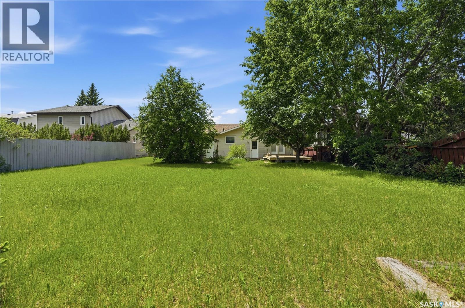 1625 Admiral Crescent, Moose Jaw, Saskatchewan  S6H 7N8 - Photo 40 - SK043514