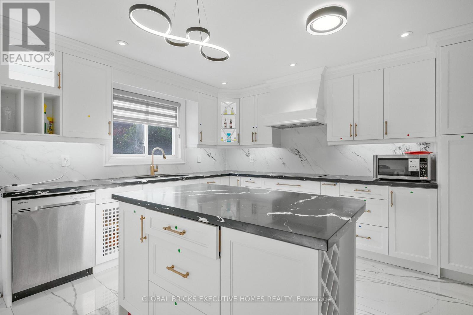 99 Benjamin Drive, Vaughan, Ontario  L4L 1H7 - Photo 12 - N13590840