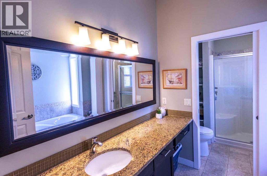 39 Glenvista Place, Cochrane, Alberta T4C 2K2 - Photo 17 - A2327179