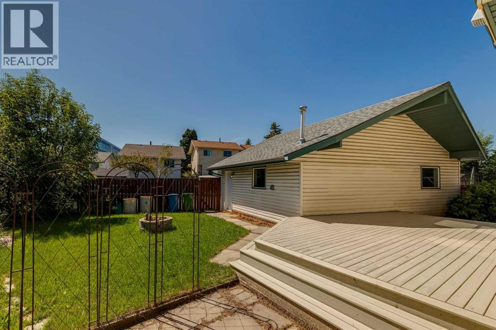 31 Sunvale Court Se, Calgary, Alberta  T2X 5S7 - Photo 30 - A2327353