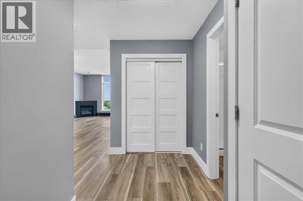 801, 77 Spruce Place Sw, Calgary, Alberta  T3C 3X6 - Photo 6 - A2327430