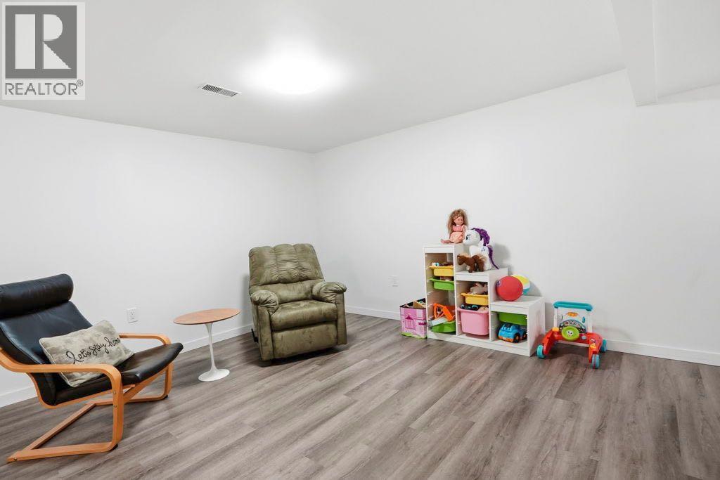 9832 Athens Road SE, Calgary, Alberta t2j 1b9 - Photo 15 - A2330463
