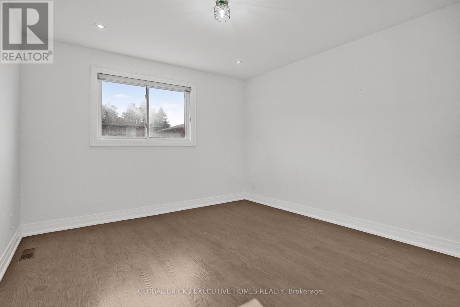 99 Benjamin Drive, Vaughan, Ontario  L4L 1H7 - Photo 24 - N13590840