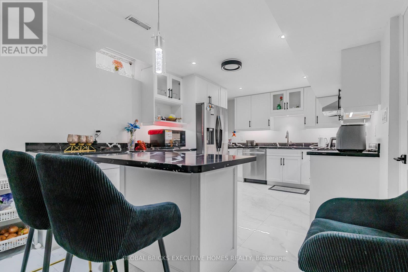 99 Benjamin Drive, Vaughan, Ontario  L4L 1H7 - Photo 32 - N13590840