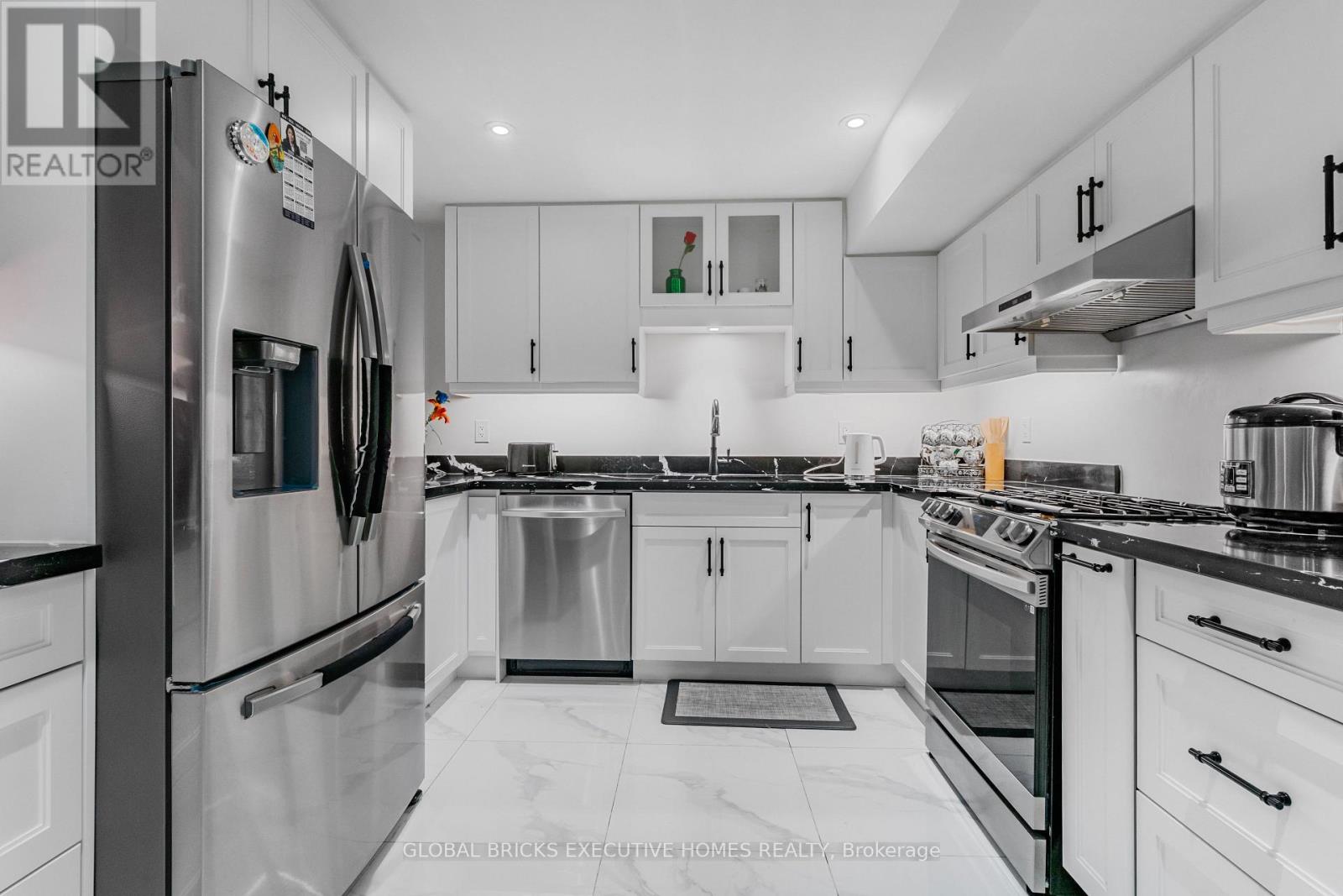 99 Benjamin Drive, Vaughan, Ontario  L4L 1H7 - Photo 34 - N13590840