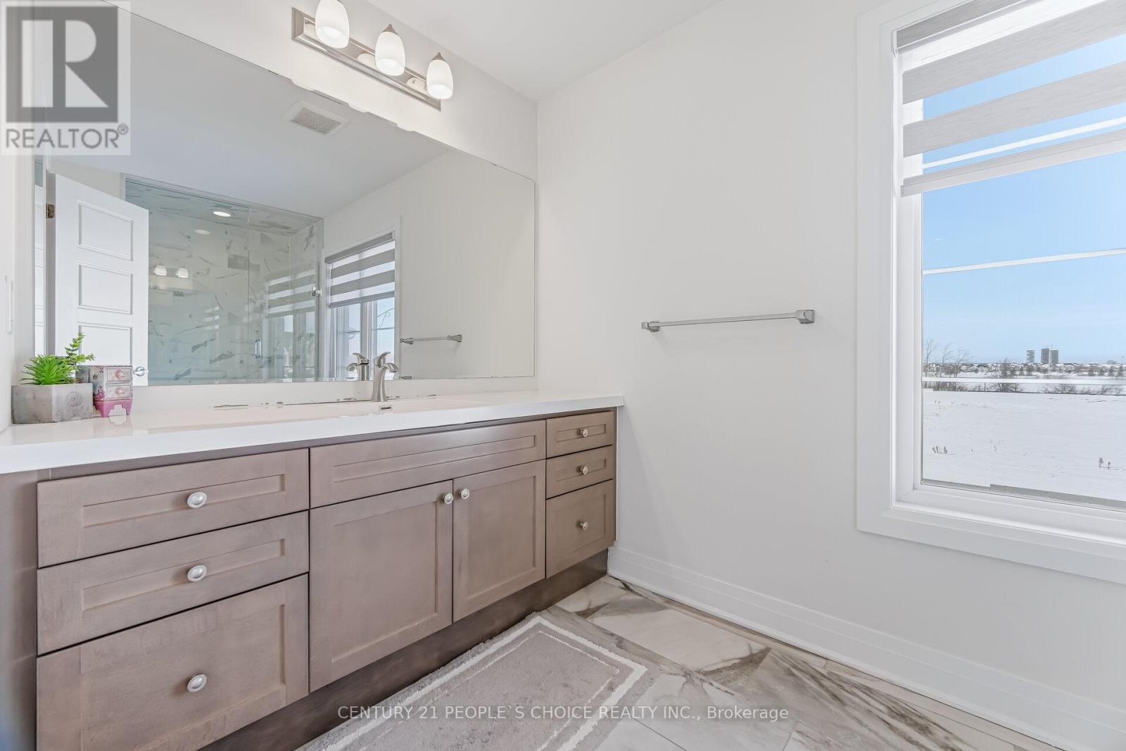 Upper - 744 Kennedy Circle W, Milton, Ontario  L9E 1R9 - Photo 27 - W13572104