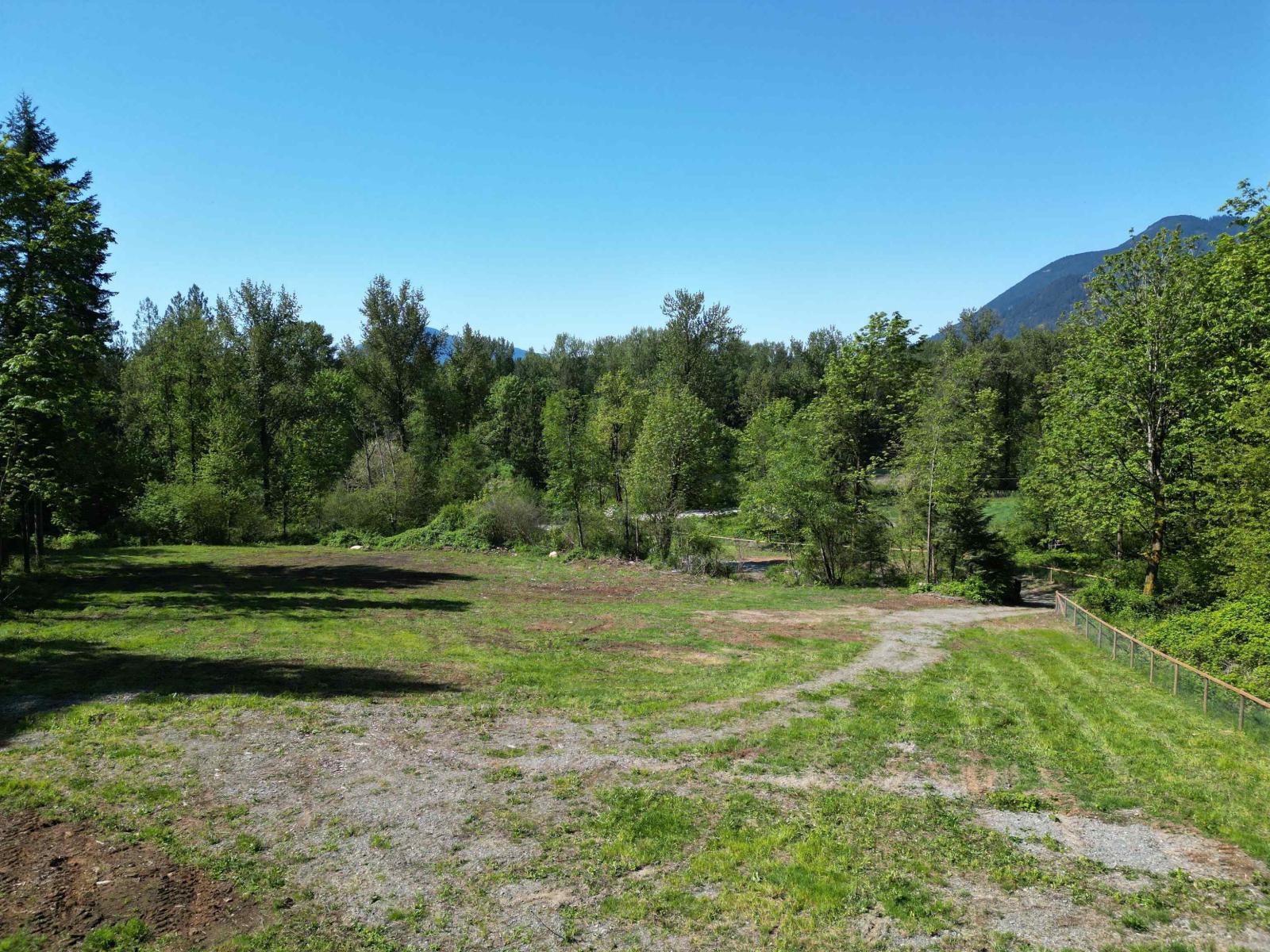 44087 Malcolm Road, Mission, British Columbia V0M 1N0 - Photo 12 - R3148178