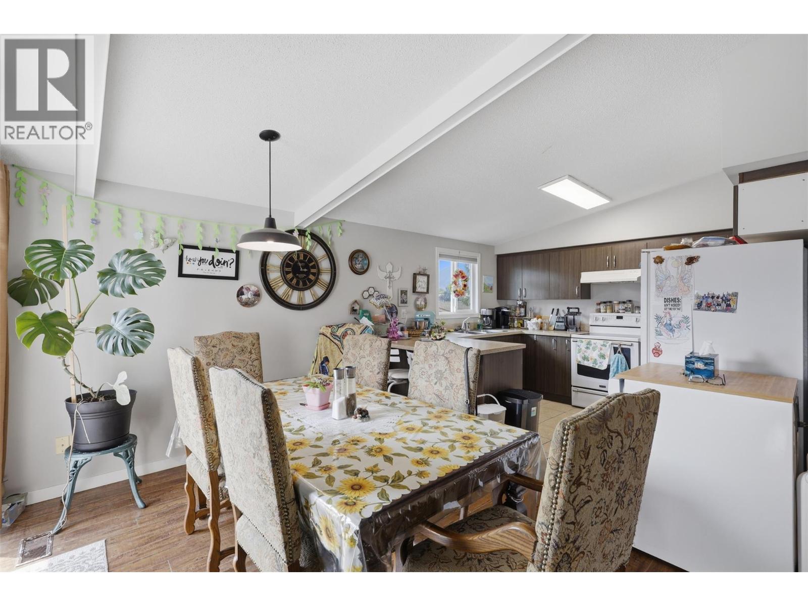 Listing image 55