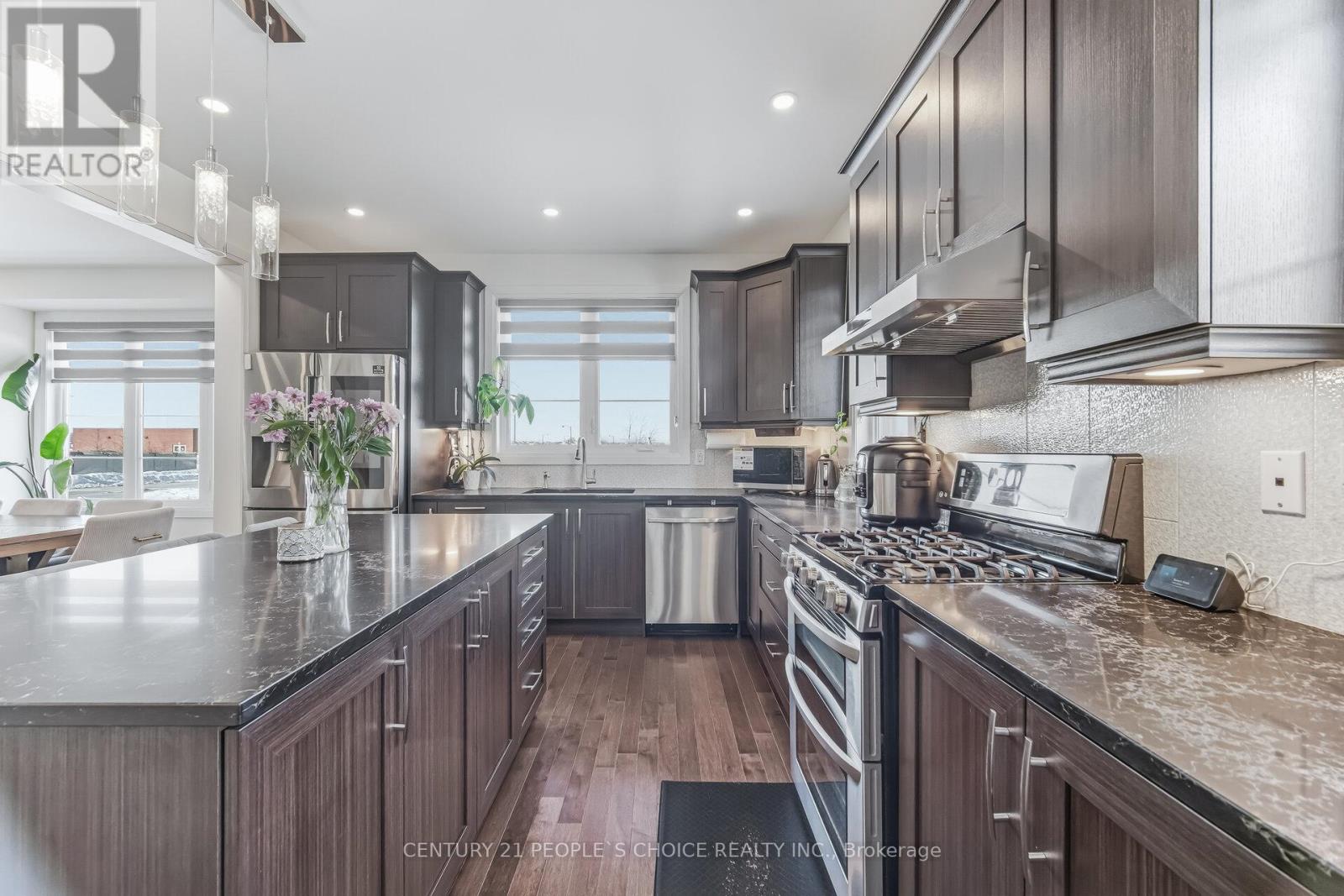 Upper - 744 Kennedy Circle W, Milton, Ontario  L9E 1R9 - Photo 16 - W13572104