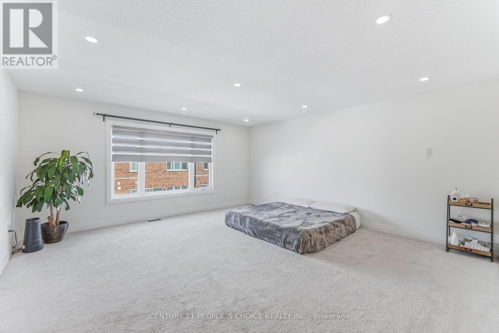 Upper - 744 Kennedy Circle W, Milton, Ontario  L9E 1R9 - Photo 24 - W13572104