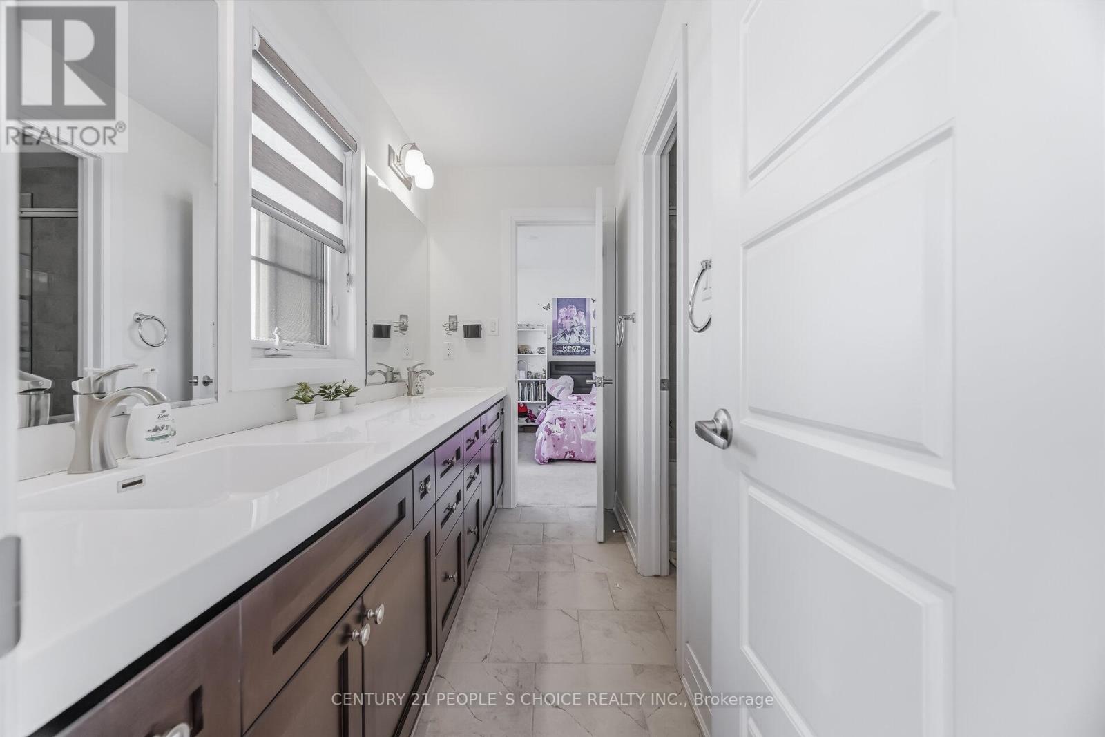Upper - 744 Kennedy Circle W, Milton, Ontario  L9E 1R9 - Photo 34 - W13572104