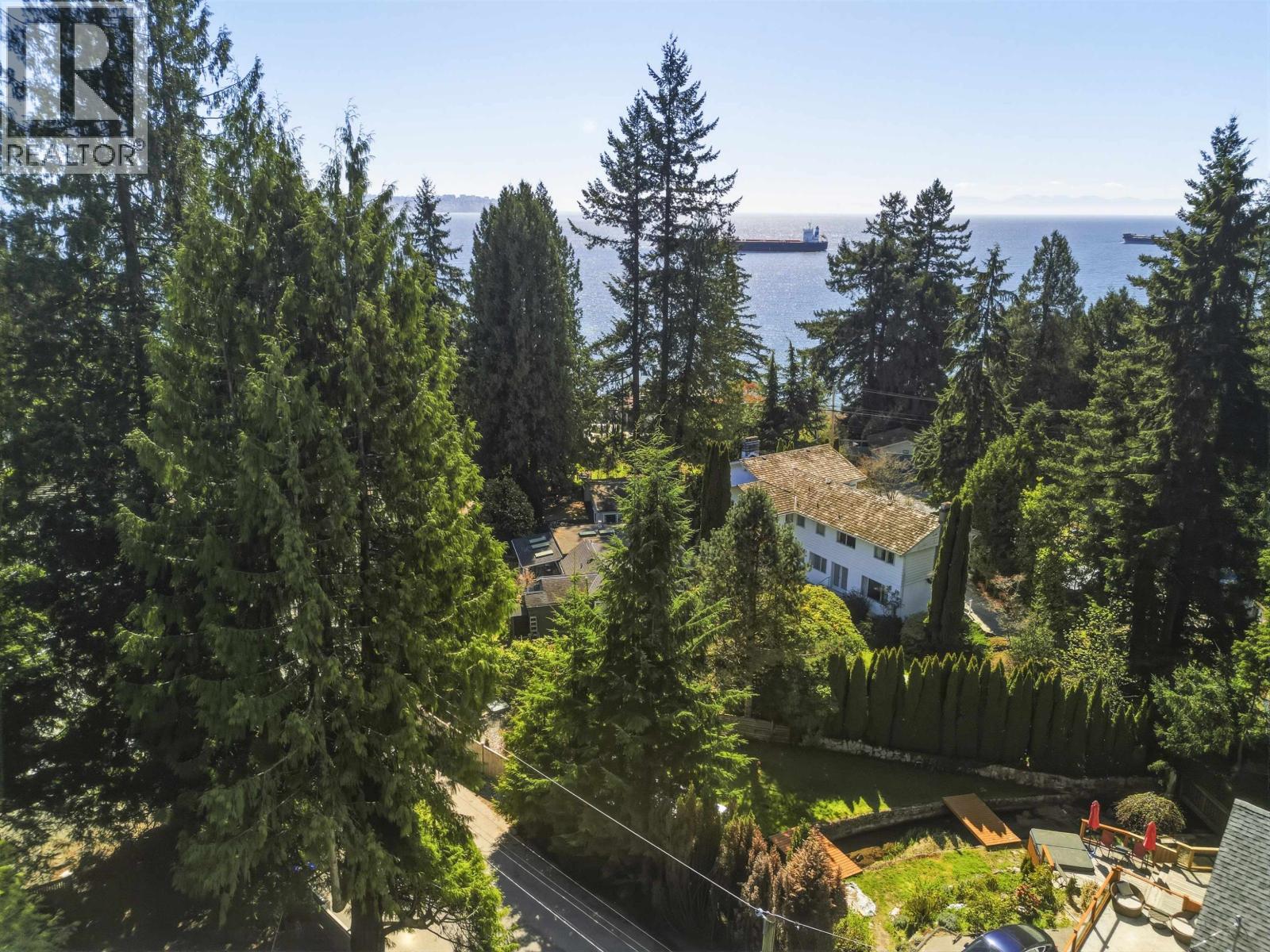 4019 Rose Crescent, West Vancouver, British Columbia  V7V 2N6 - Photo 13 - R3148196