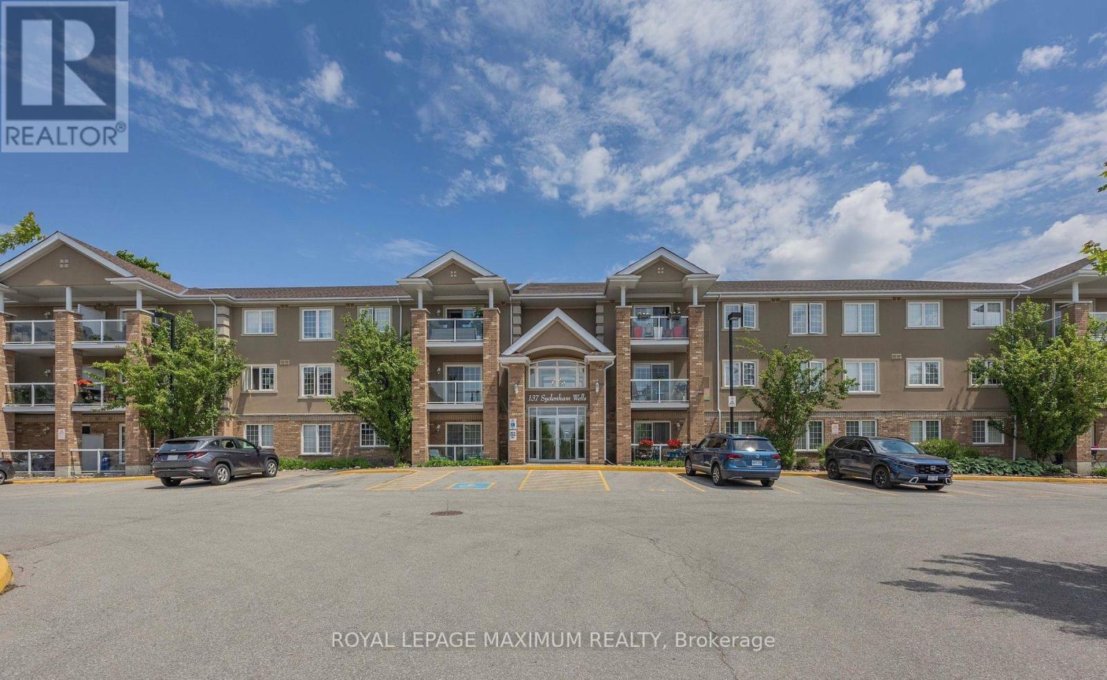 29 - 137 SYDENHAM WELLS N, Barrie (Georgian Drive)