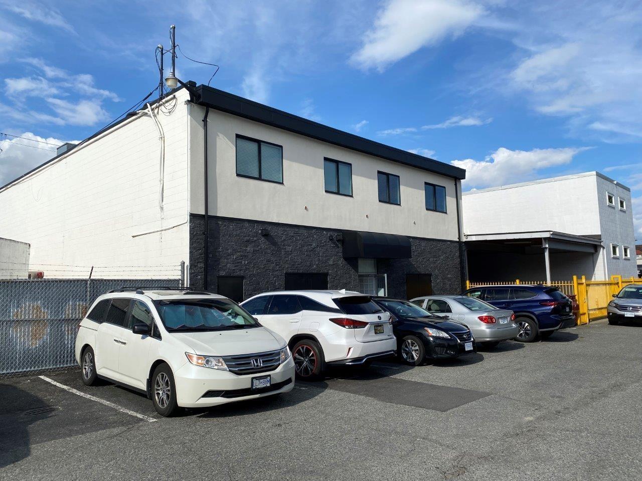 Listing image 5