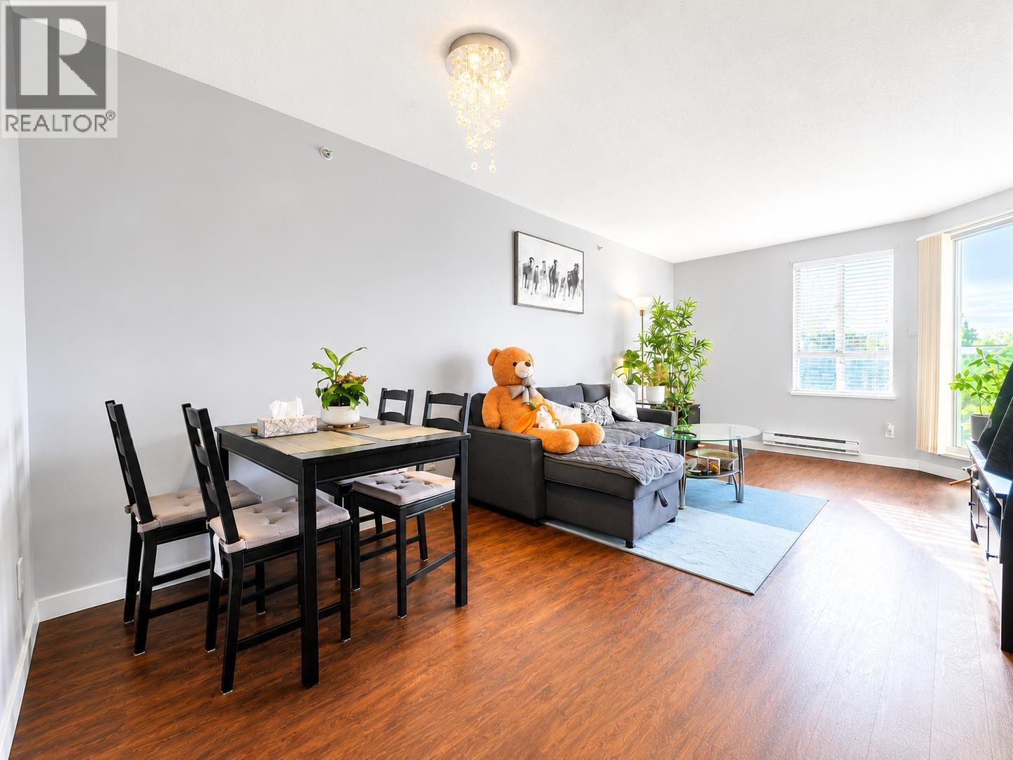 607 3455 Ascot Place, Vancouver, British Columbia  V5R 6B7 - Photo 4 - R3148889