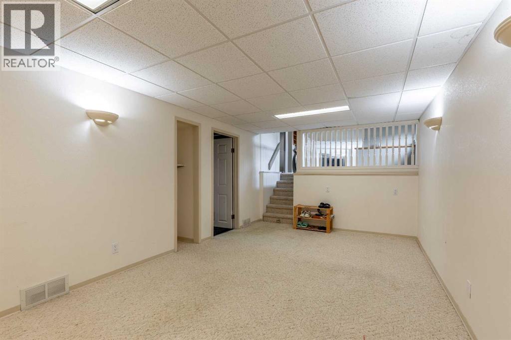 46 Oxford Road W, Lethbridge, Alberta  T1K 4V4 - Photo 26 - A2331219