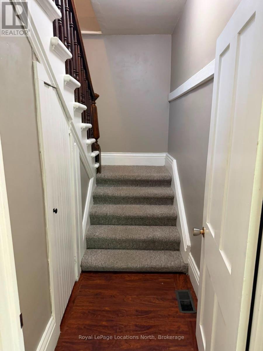 85 Fourth Street W, Collingwood, Ontario  L9Y 1R5 - Photo 2 - S13600400