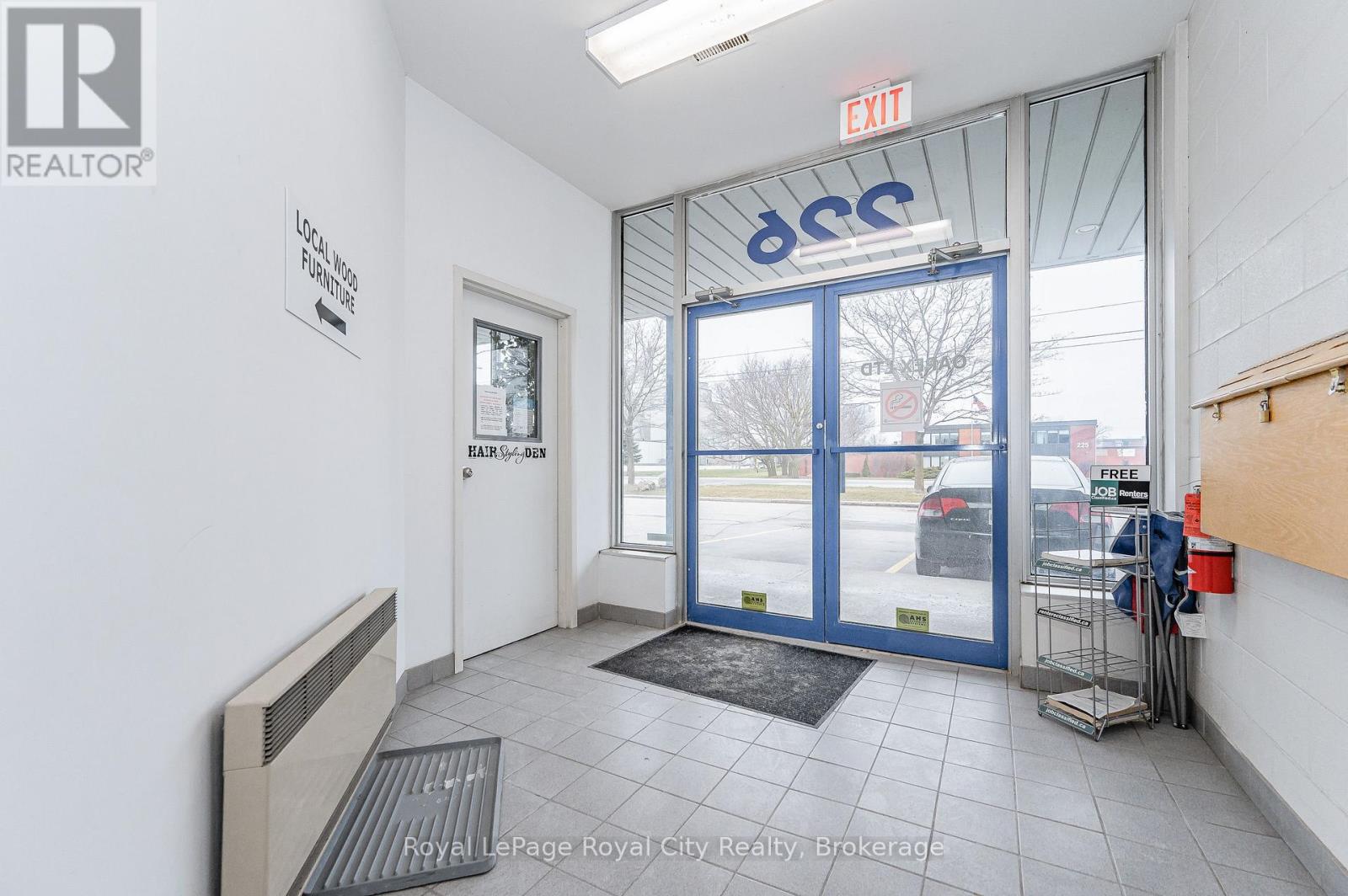 226 Speedvale Ave W Avenue, Guelph (Junction/onward Willow), Ontario  N1H 1C4 - Photo 2 - X13600380