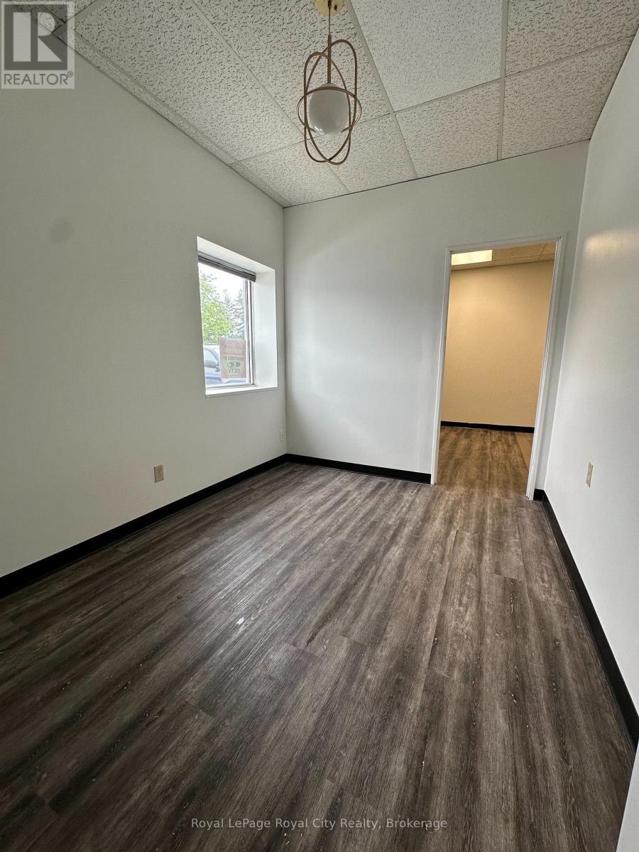 226 Speedvale Ave W Avenue, Guelph (Junction/onward Willow), Ontario  N1H 1C4 - Photo 7 - X13600380