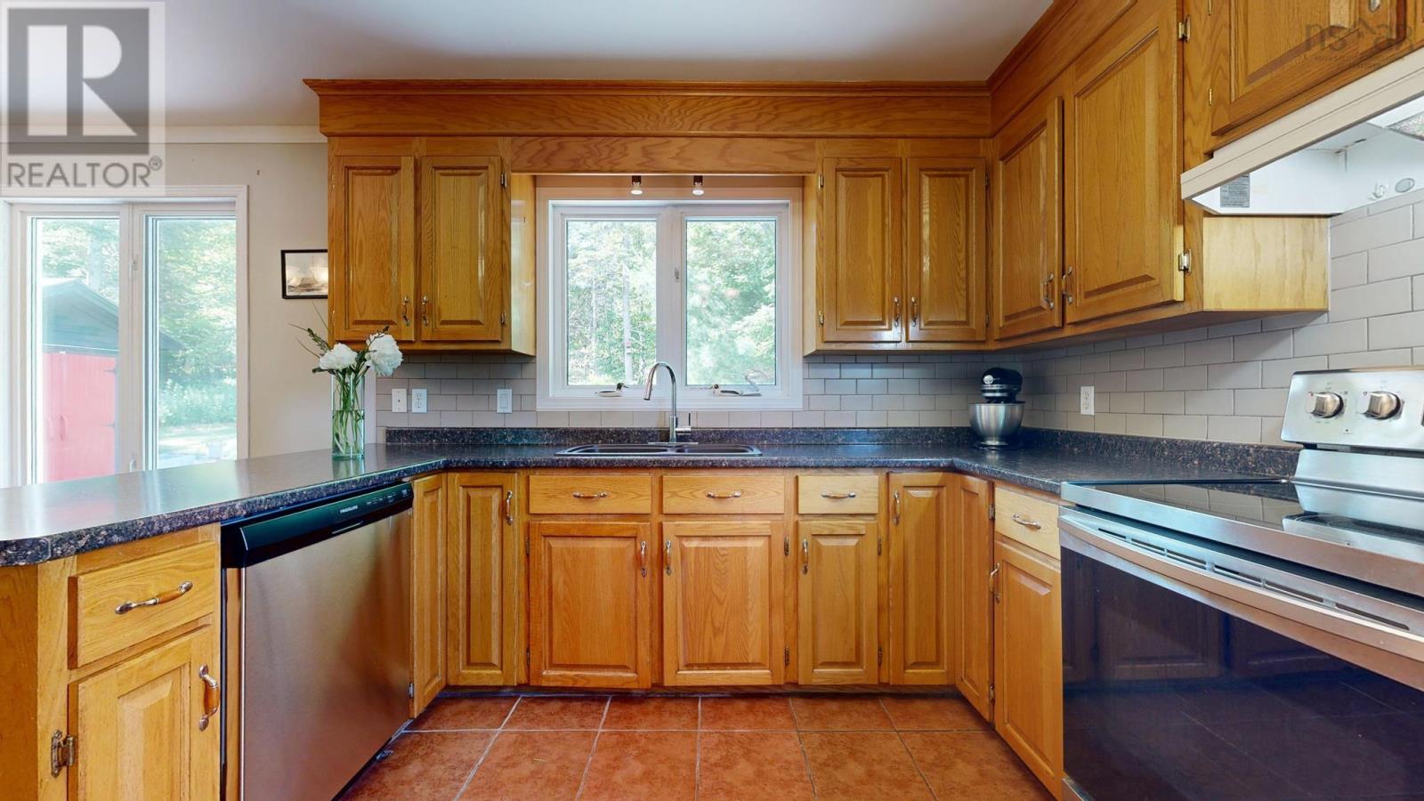 786 Blue Rocks Road, Garden Lots, Nova Scotia  B0J 2C0 - Photo 9 - 202618097