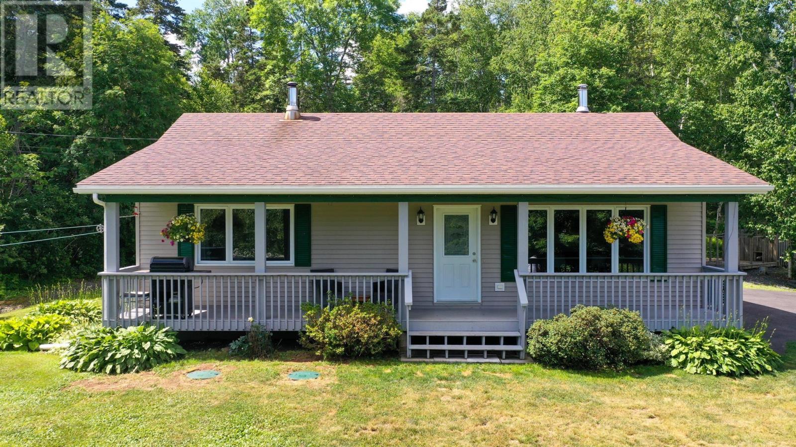 786 Blue Rocks Road, Garden Lots, Nova Scotia  B0J 2C0 - Photo 2 - 202618097