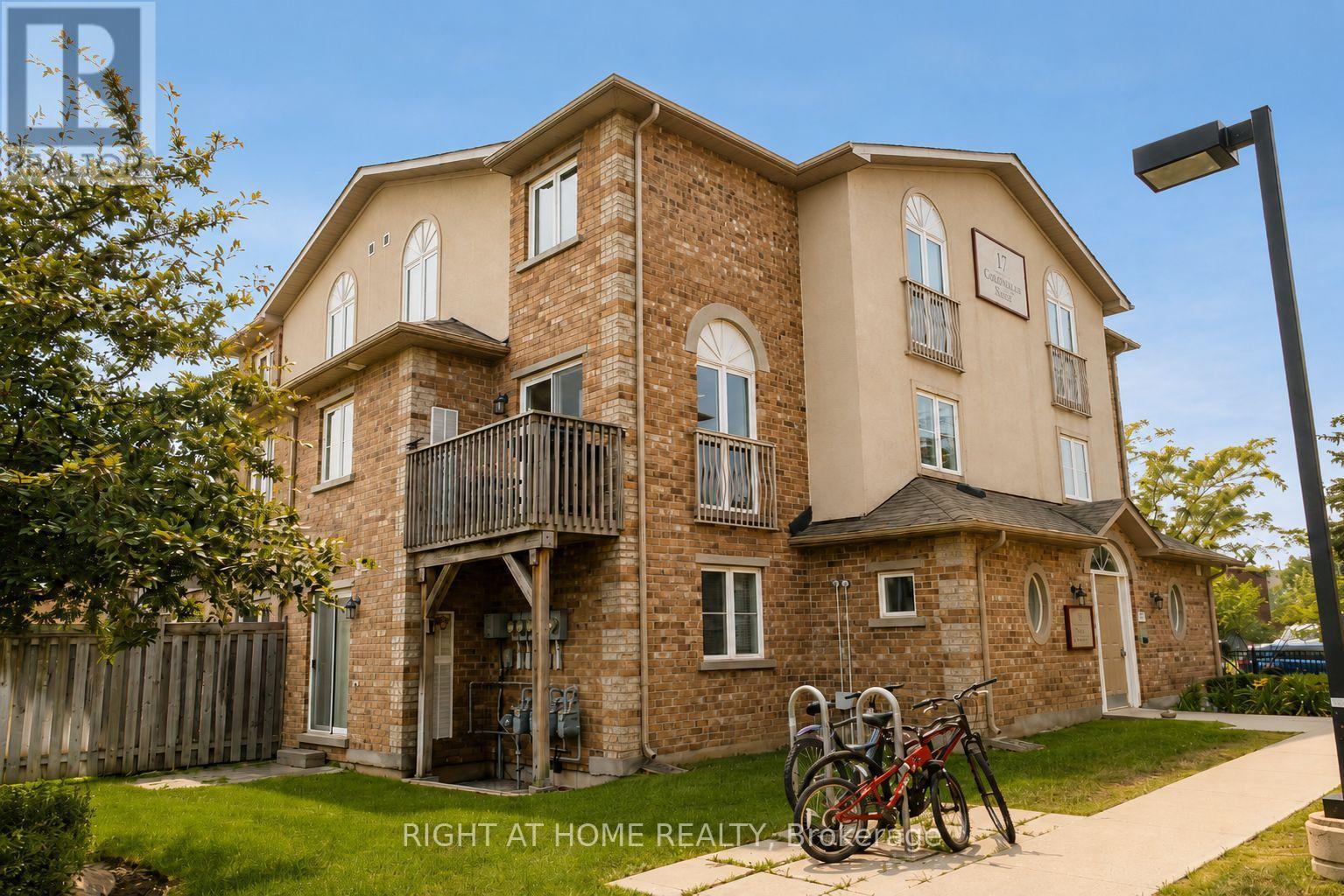 2 - 17 CHELTENHAM ROAD, Barrie, Ontario