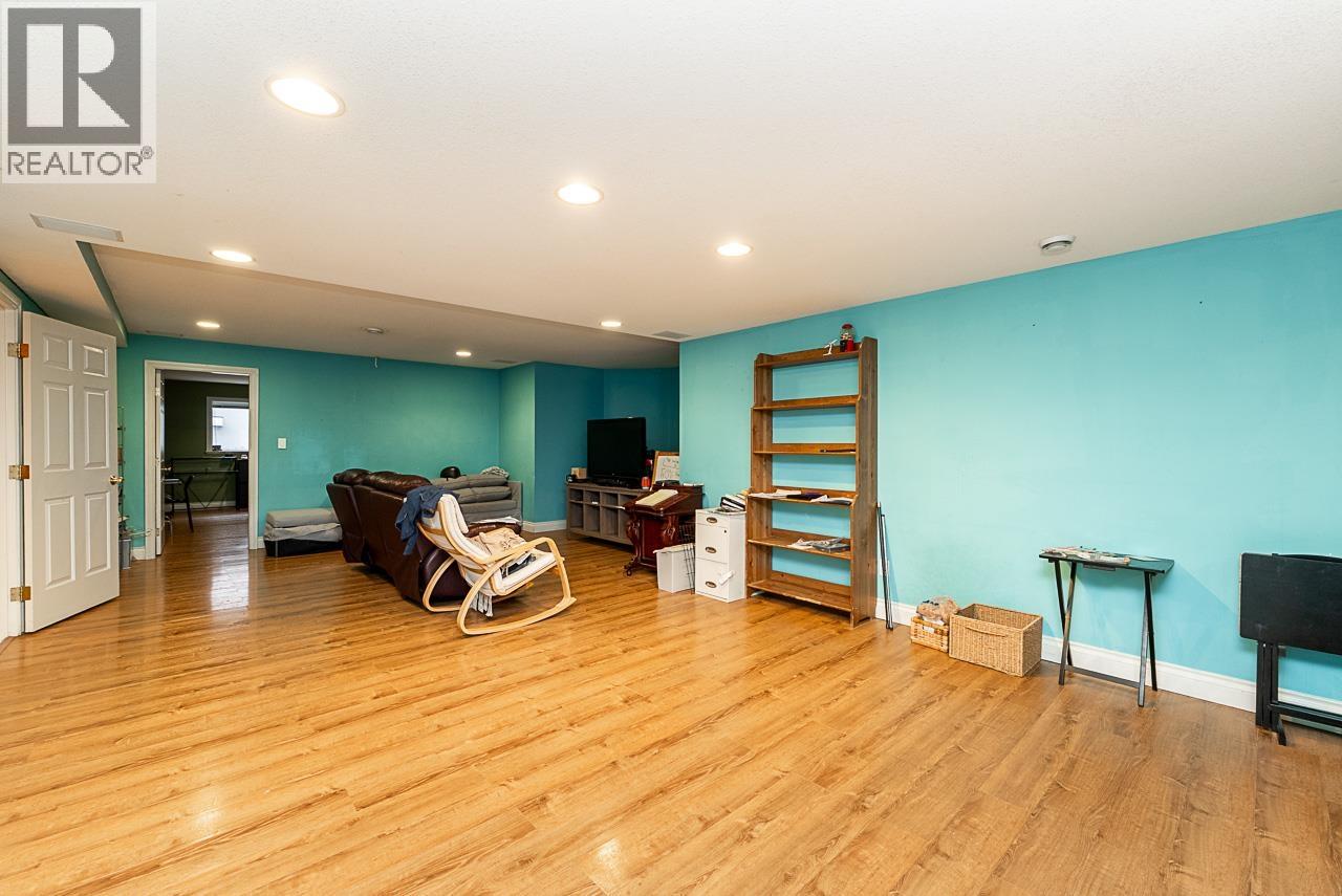 1548 Parkway Boulevard, Coquitlam, British Columbia  V3E 2Y5 - Photo 36 - R3147932