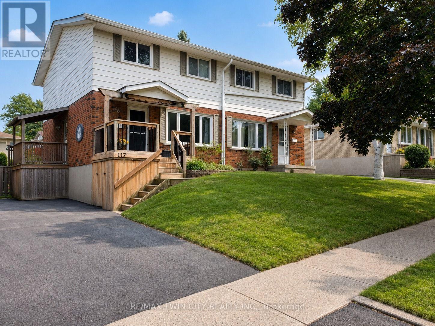 1 (UPPER) - 117 MARKWOOD DRIVE, Kitchener, Ontario