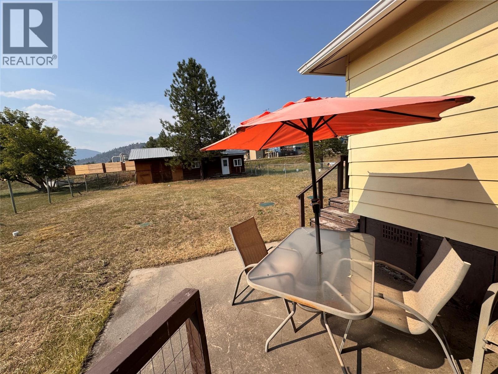 653 65th Avenue, Grand Forks, British Columbia V0H 1H4 - Photo 5 - 10395603