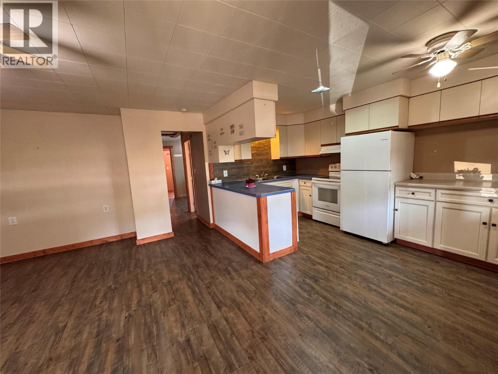 653 65th Avenue, Grand Forks, British Columbia V0H 1H4 - Photo 12 - 10395603