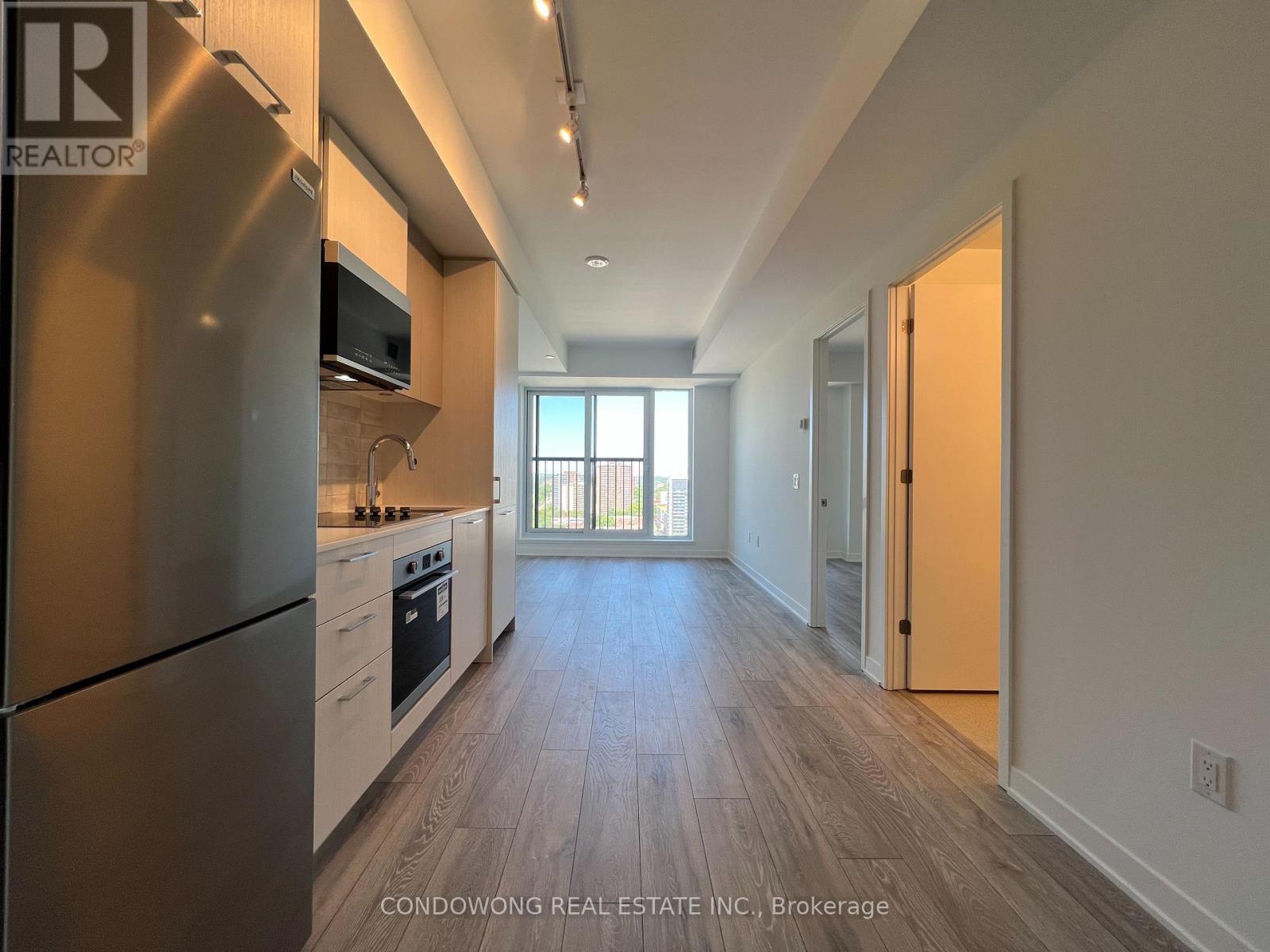 1702 - 10 OAK STREET, Toronto (Regent Park)