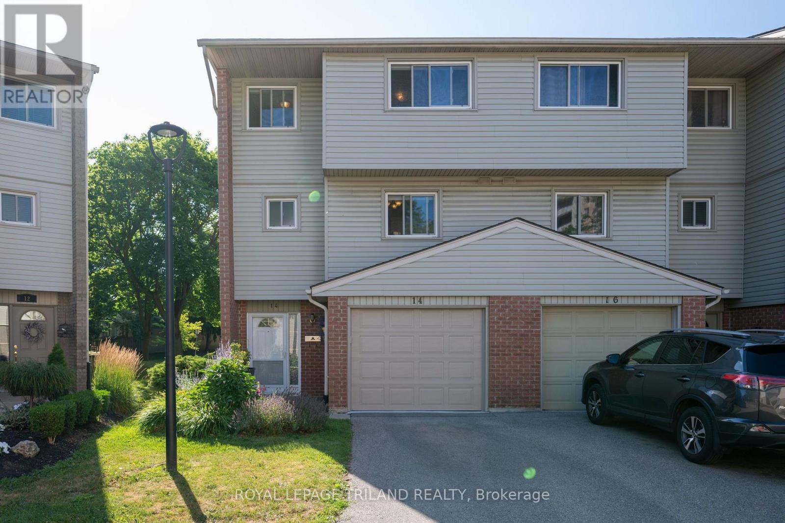 14 - 300 SANDRINGHAM CRESCENT, London South, Ontario