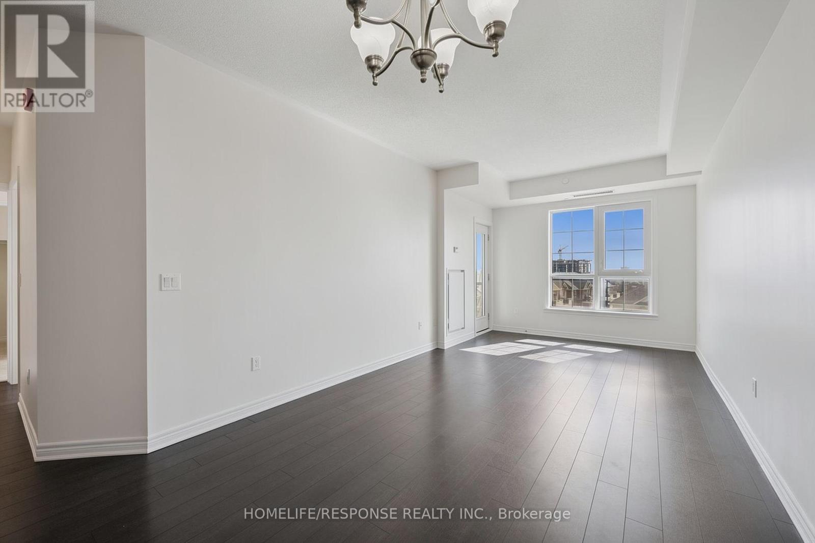 433 - 216 Oak Park Boulevard, Oakville, Ontario  L6H 0K3 - Photo 10 - W13593020