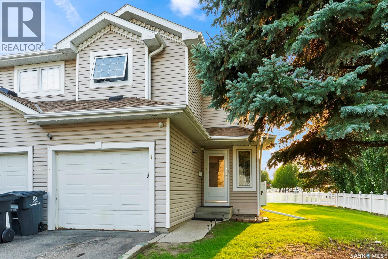 1 215 Pinehouse Drive, Saskatoon, Saskatchewan  S7K 6N9 - Photo 1 - SK043559
