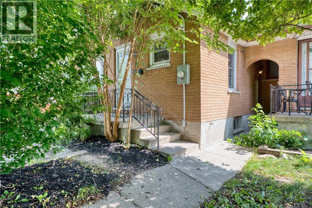 278 VANCOUVER Street - Photo 3