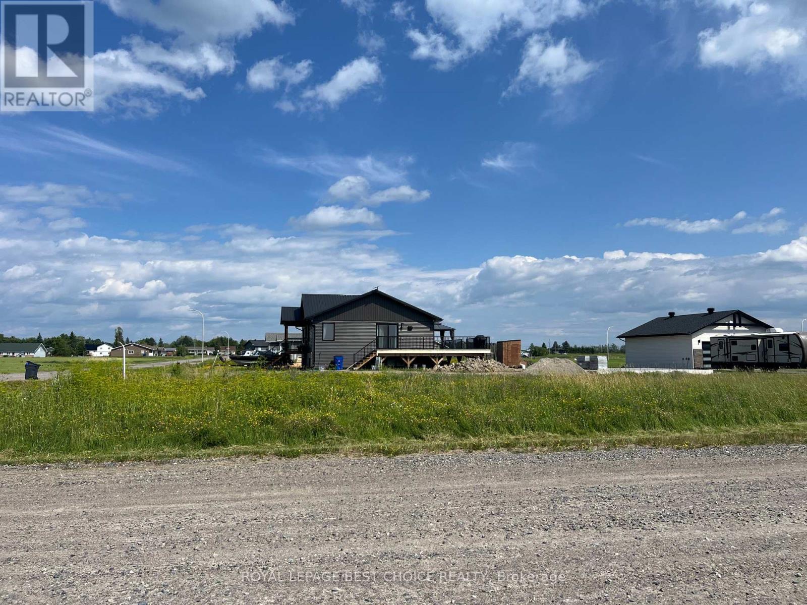 31 Jules Gravel Crescent, Armstrong, Ontario  P0J 1E0 - Photo 2 - T12933554