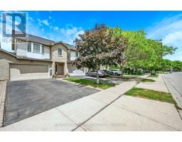 117 FRANCES AVENUE, Hamilton, Ontario