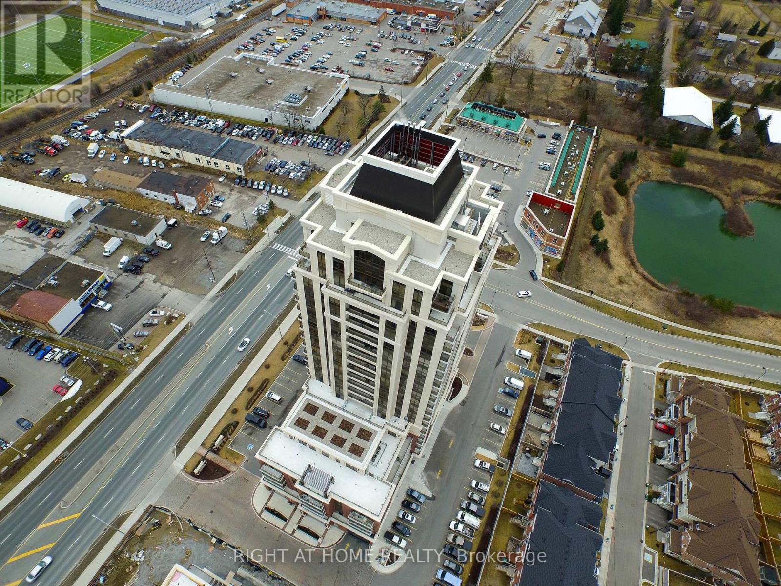 207 - 9500 MARKHAM ROAD, Markham (Wismer)