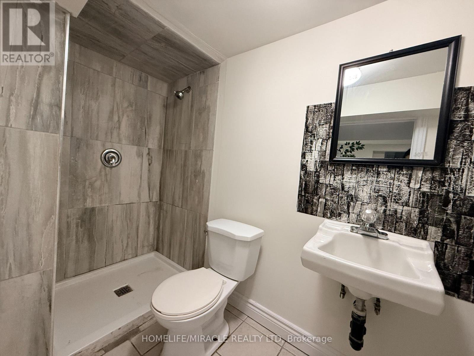 755 Somerville Street, Oshawa, Ontario L1G 4J4 - Photo 10 - E13600392