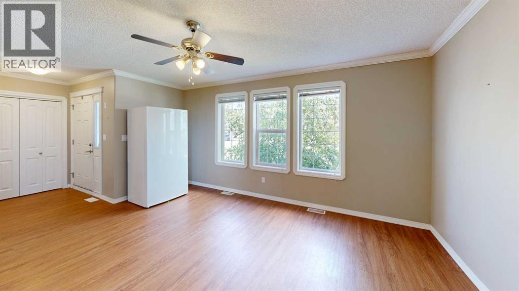 192 Crane Rise, Fort Mcmurray, Alberta  T9K 0P7 - Photo 8 - A2328729