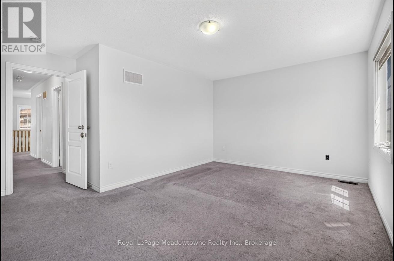 158 Etheridge Avenue, Milton (Fo Ford), Ontario  L9E 1H1 - Photo 32 - W13599242